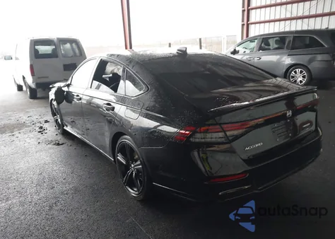 2025 Honda Accord Hybrid Sport-L z USA, uszkodzony, nr VIN 1HGCY2F71SA043038